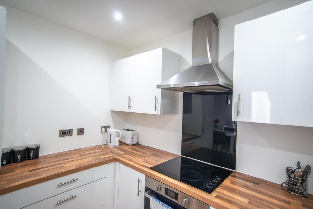 Hallsphere - Stunning Apartment Salford Quays Manchester Exterior foto