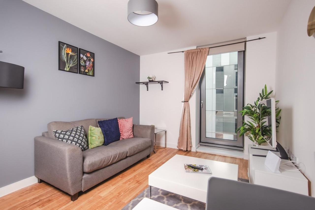 Hallsphere - Stunning Apartment Salford Quays Manchester Exterior foto