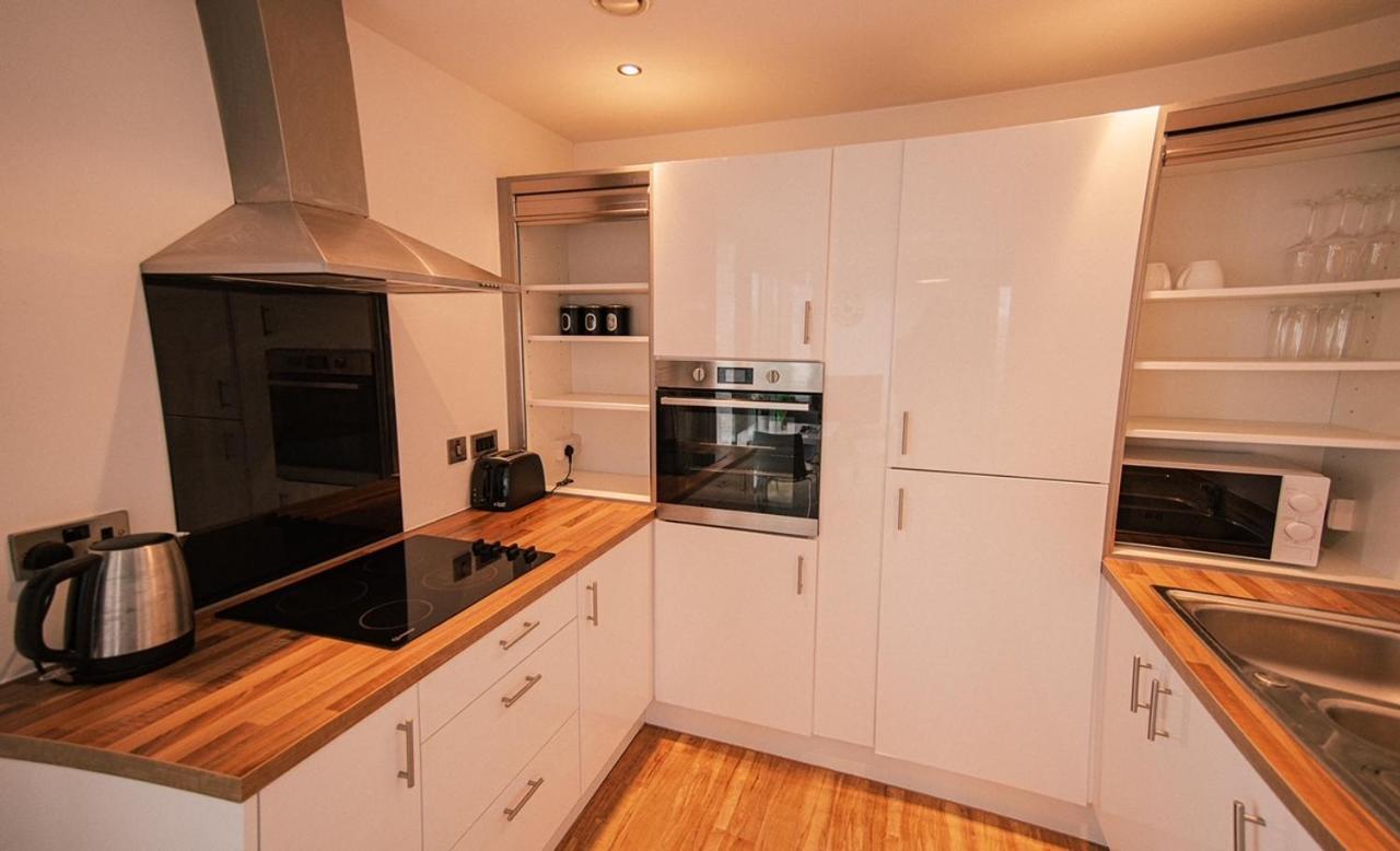 Hallsphere - Stunning Apartment Salford Quays Manchester Exterior foto