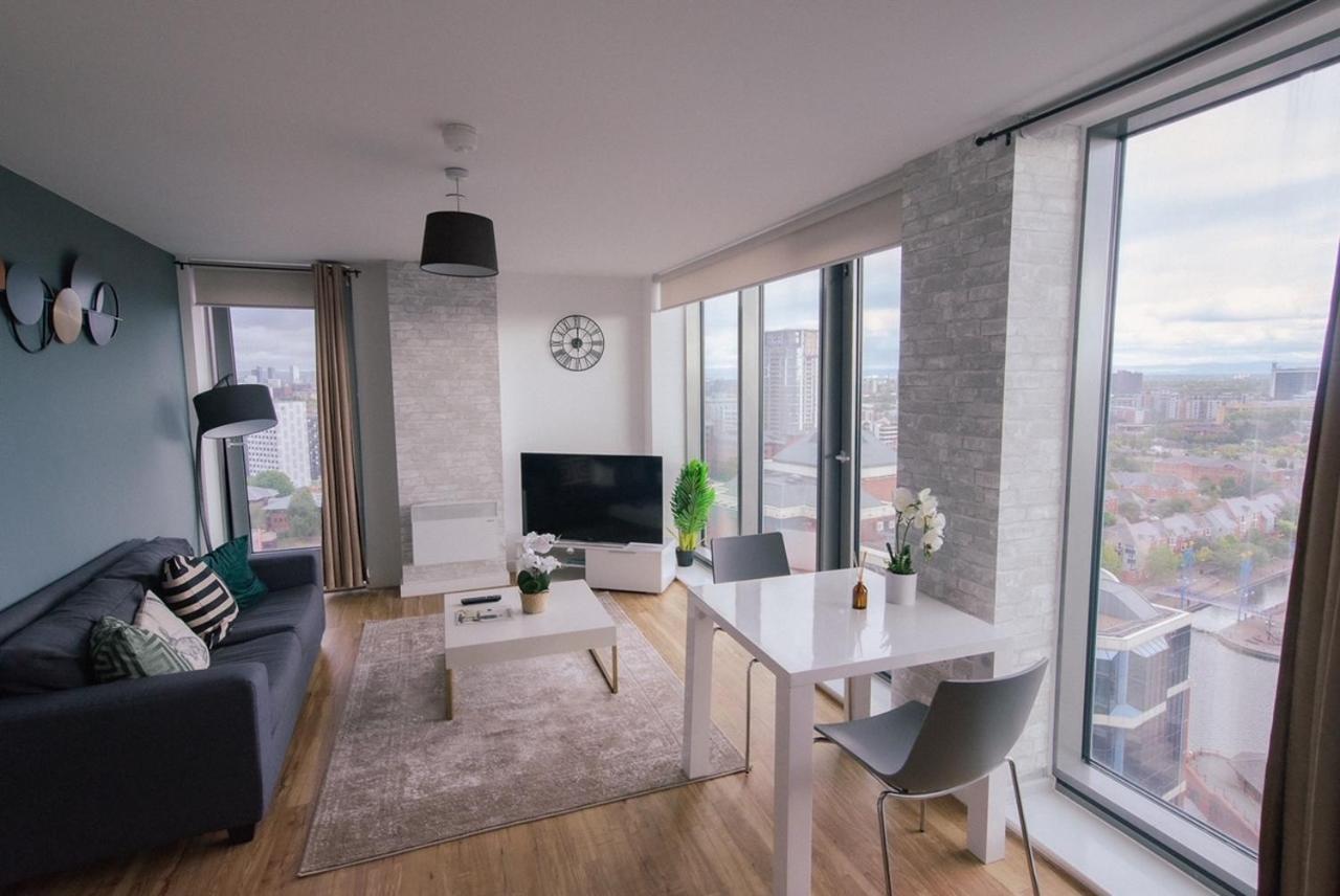 Hallsphere - Stunning Apartment Salford Quays Manchester Exterior foto
