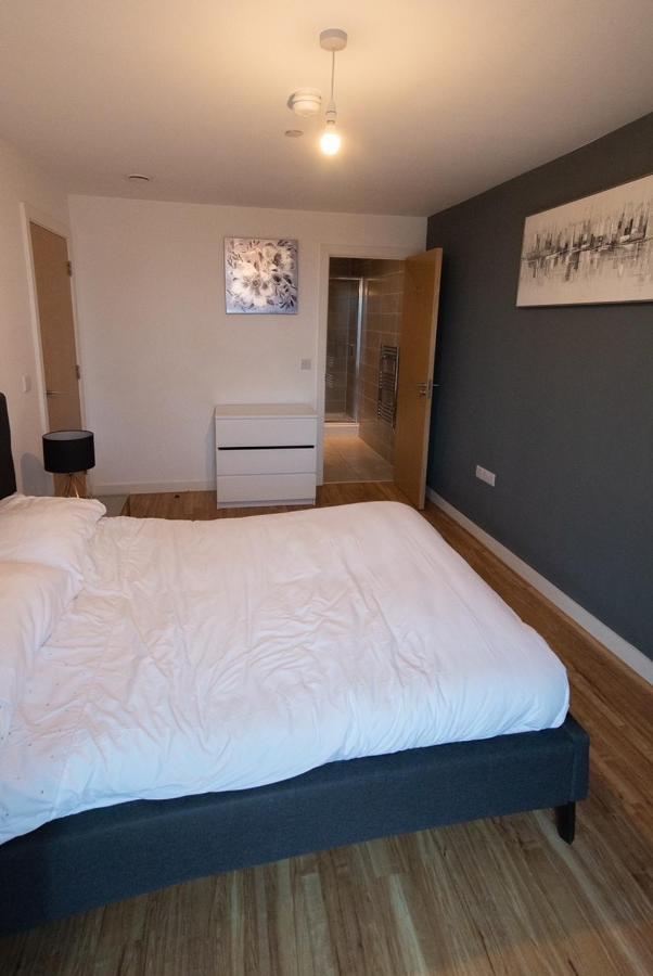 Hallsphere - Stunning Apartment Salford Quays Manchester Exterior foto