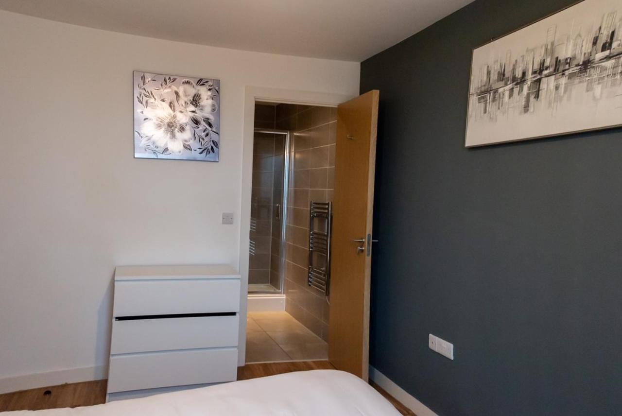 Hallsphere - Stunning Apartment Salford Quays Manchester Exterior foto